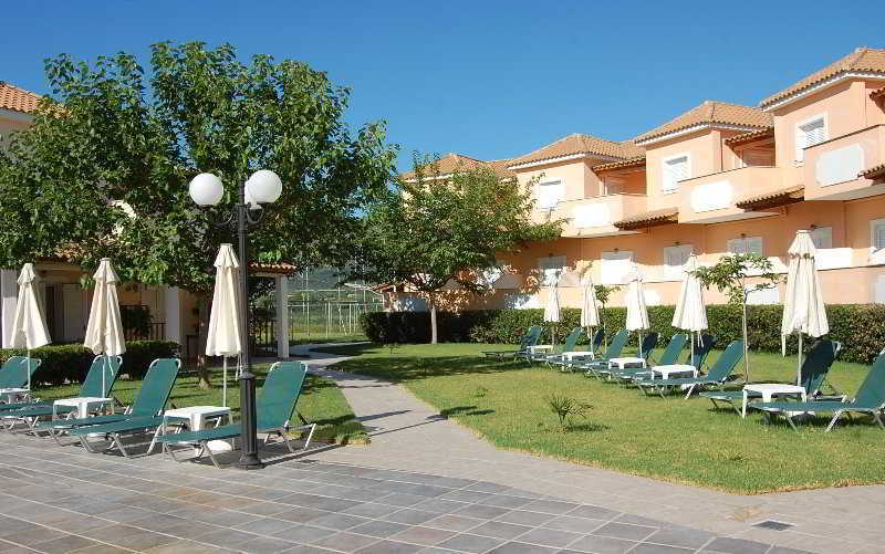 Ecoresort Hotel Zefyros Agios Kirikos  Exterior photo
