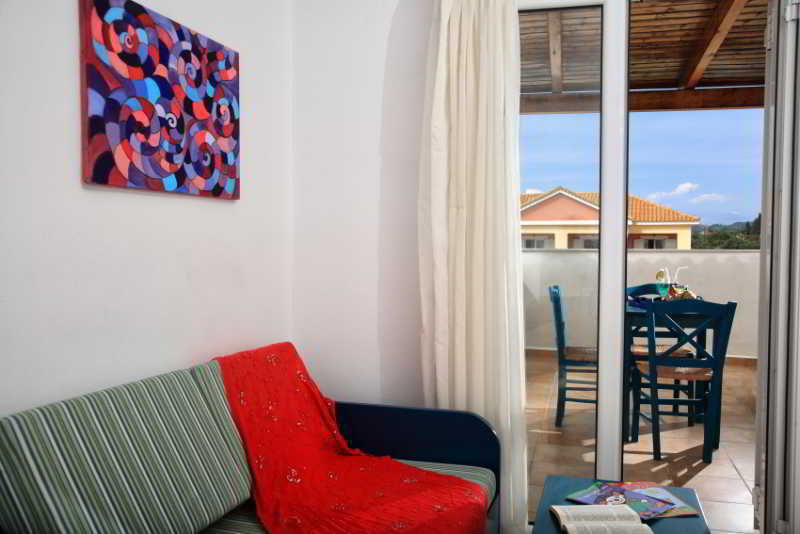 Ecoresort Hotel Zefyros Agios Kirikos  Exterior photo